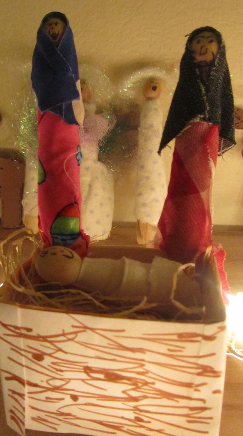 Peg doll nativity 014