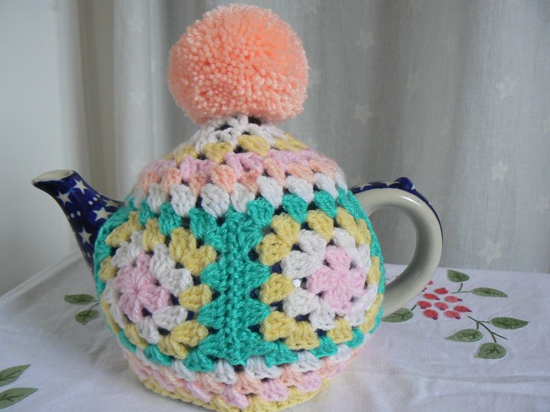 Tea cosy Feb 2015 033